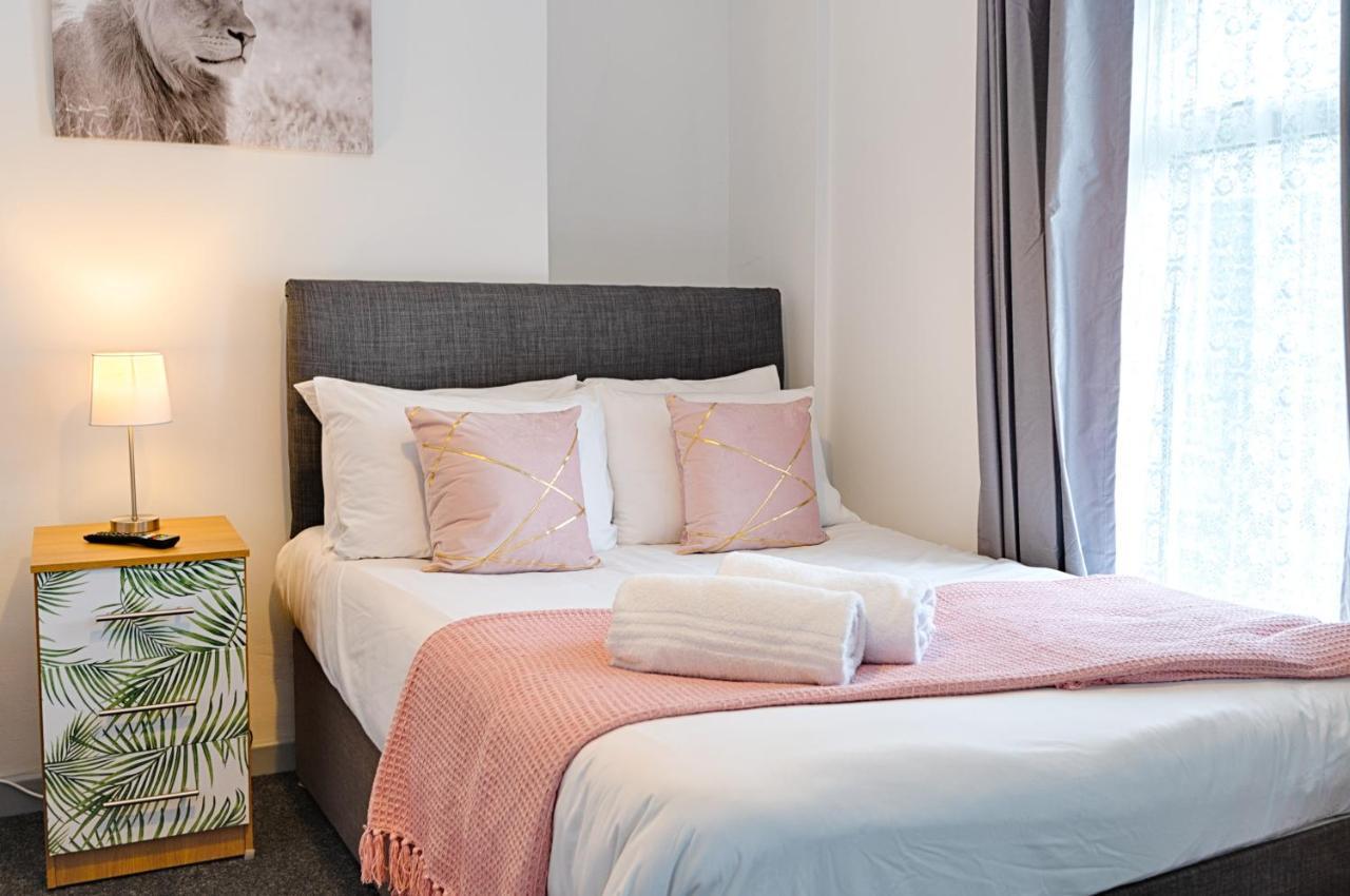 City Centre, Parking, Smart Tv'S In All Rooms Swansea Exterior foto